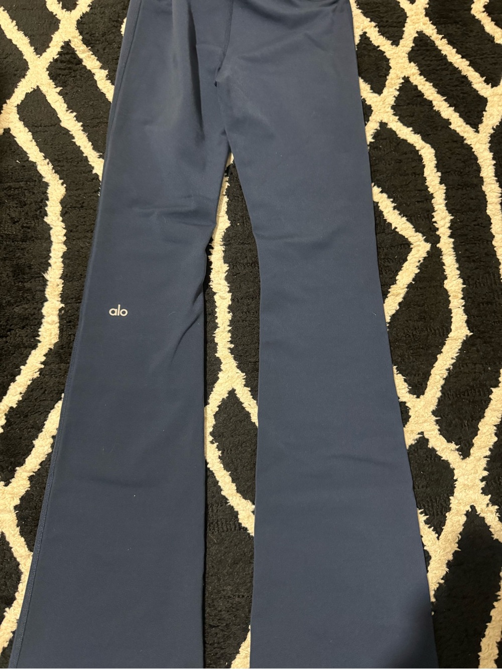 ALO Yoga Navy Bootcut Airbrush Leggings